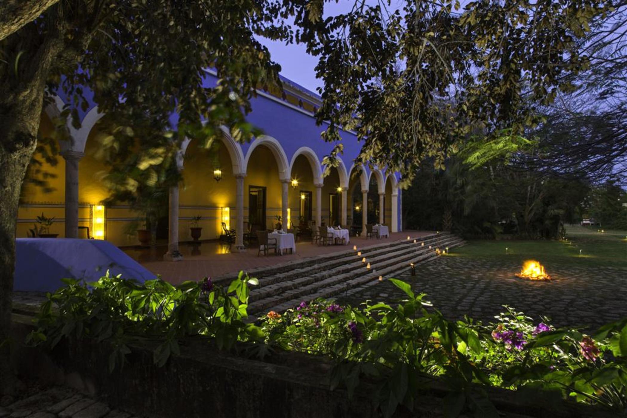 Hôtel Hacienda Santa Rosa à Santa Rosa  Extérieur photo
